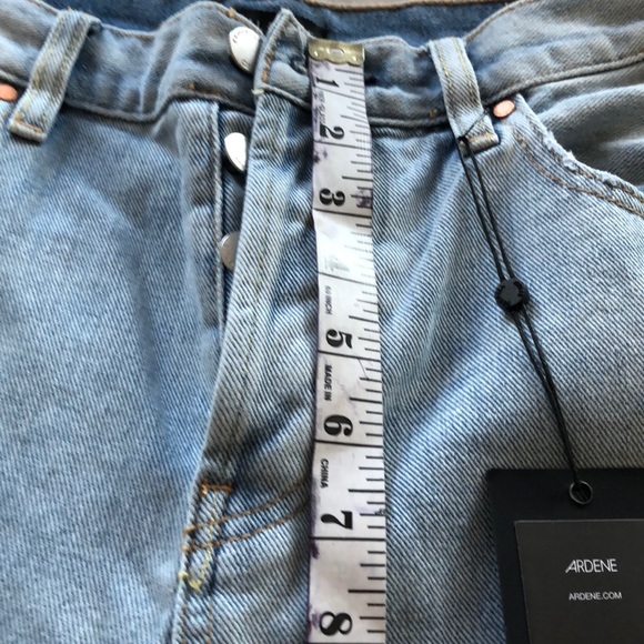 🌻Kendlall & Kylie NWT size 28 jeans, button closure - Picture 5 of 8